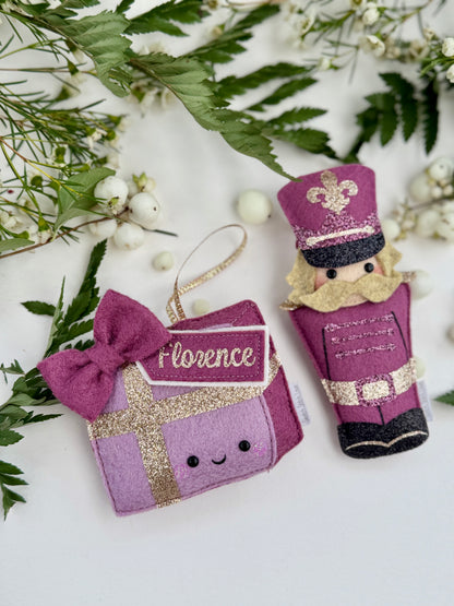 Present (Plum)