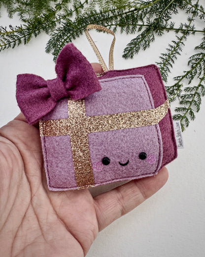 Present (Plum)