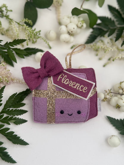 Present (Plum)