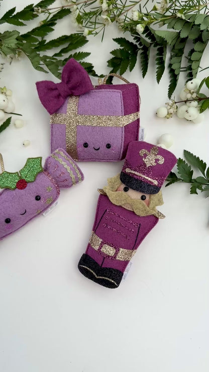 Present (Plum)