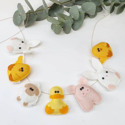 Baby Animals Spring Garland