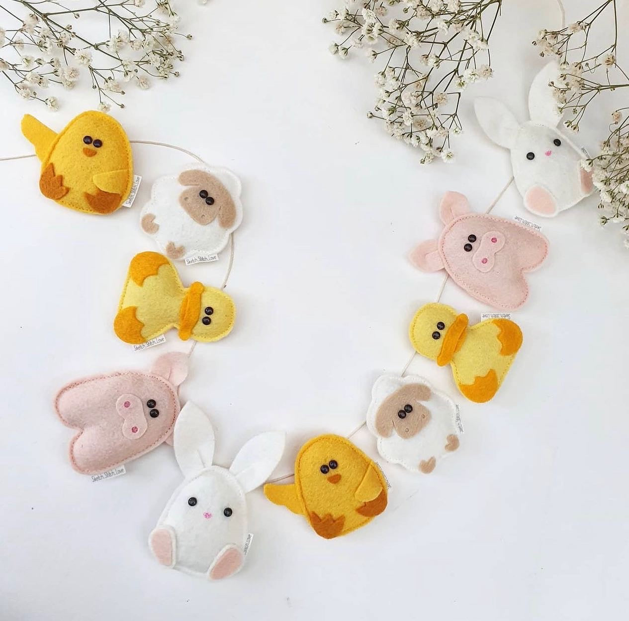 Baby Animals Spring Garland